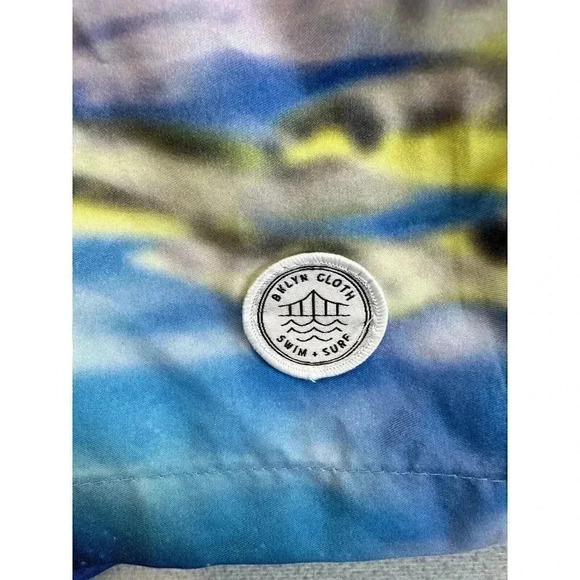 Men's Brooklyn‎ Cloth Mfg Co Volley Swim Trunks Size Large Ocean Beach Design - Picture 2 of 10